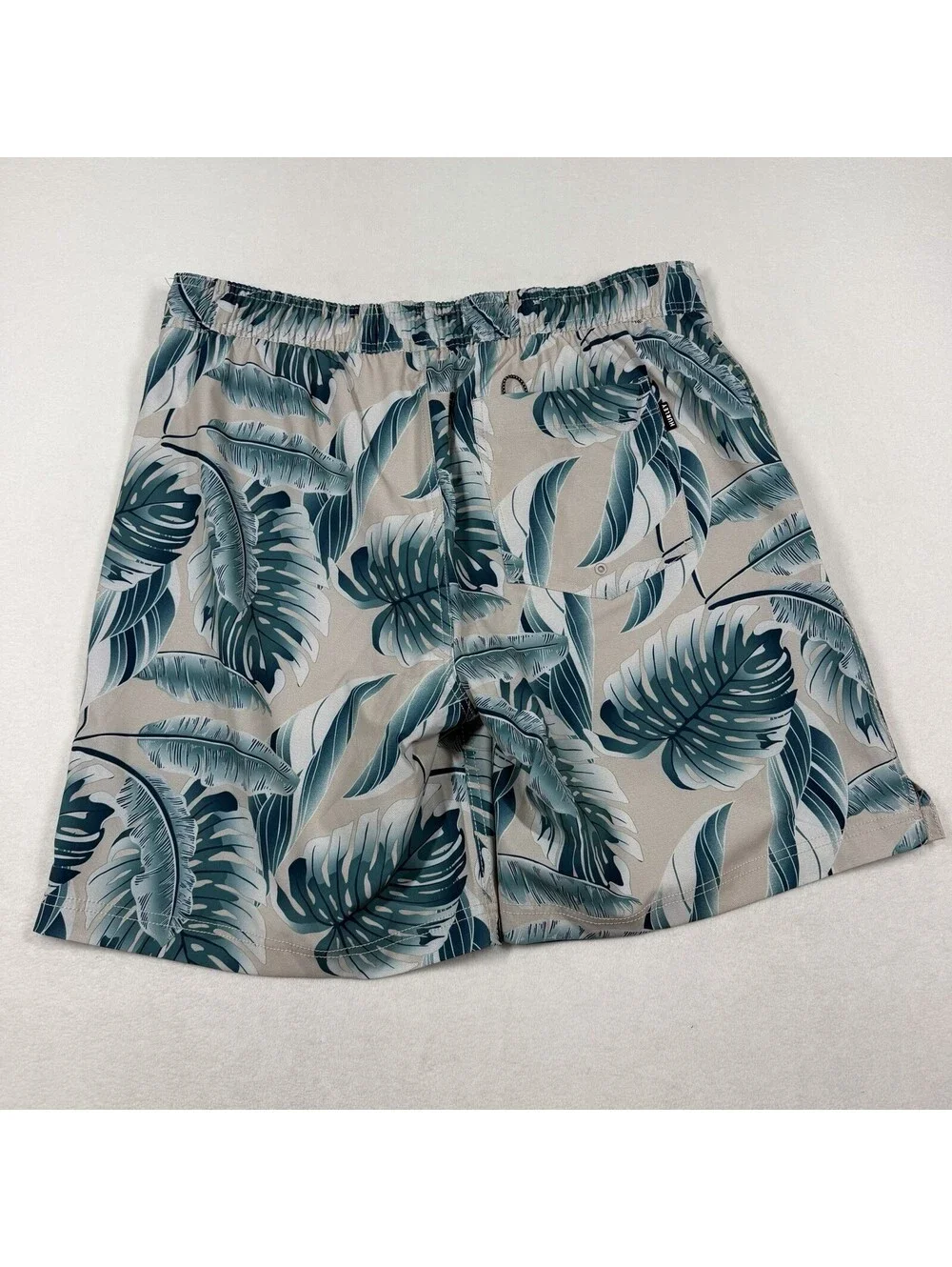 HURLEY Swim Trunks Surfer Board Shorts XL Palm Leaves Tree 8” Inseam NWT